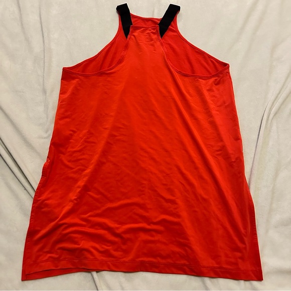Nike Dri-Fit High-Neck Training Tank – Bright Red – Size L - Picture 3 of 4
